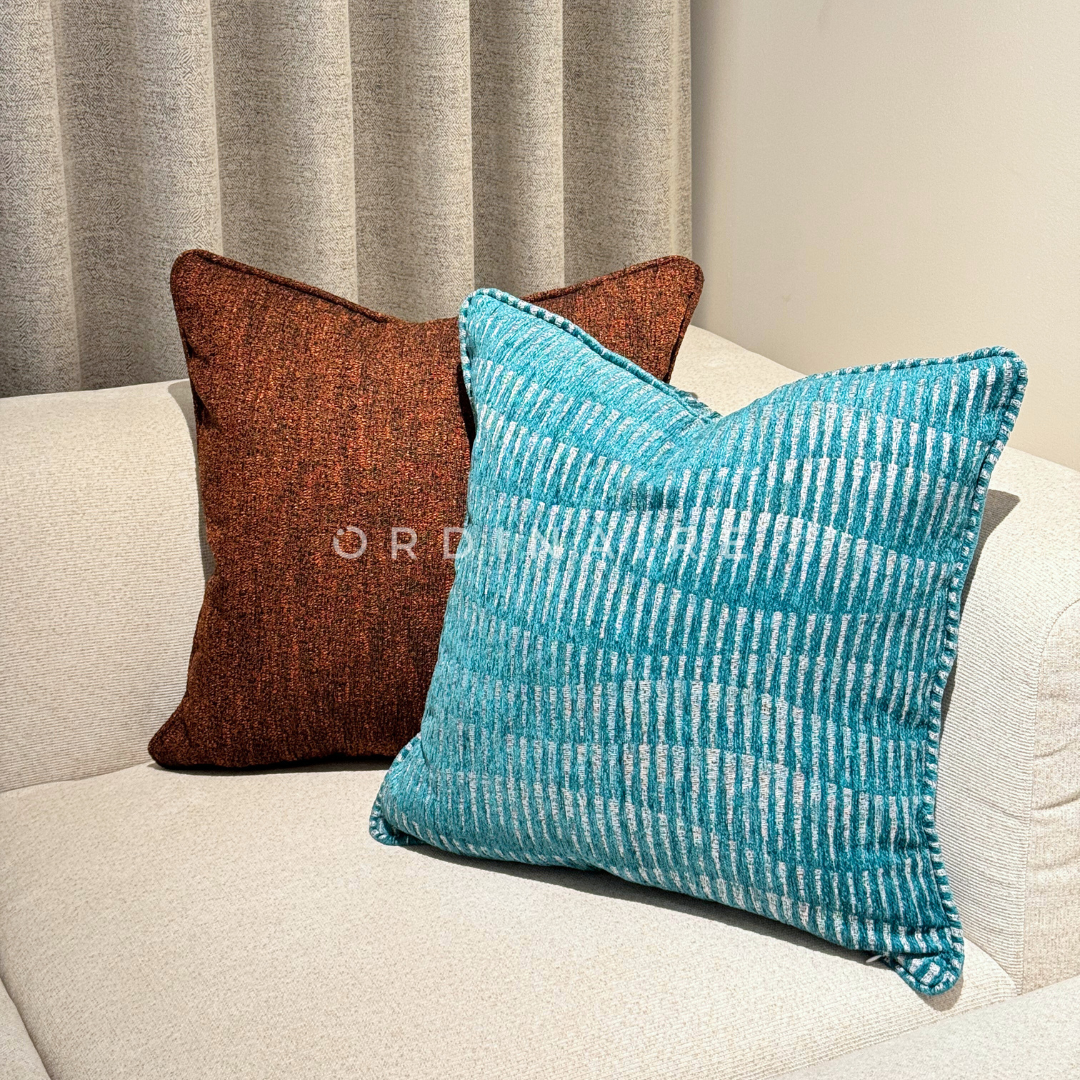LUXURIOUS PILLOW - 1849-5