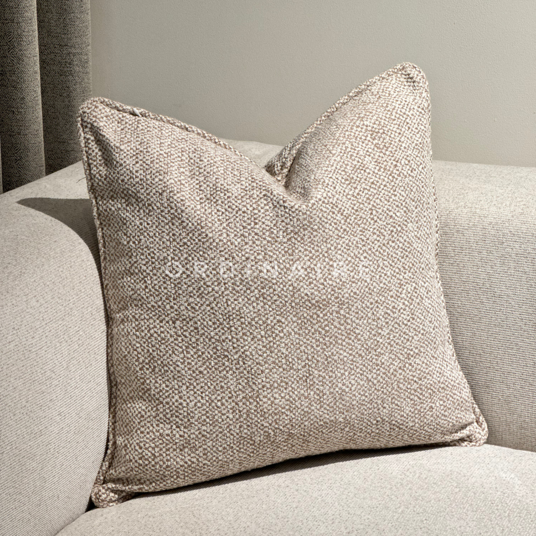 LUXURIOUS PILLOW - 1797-1