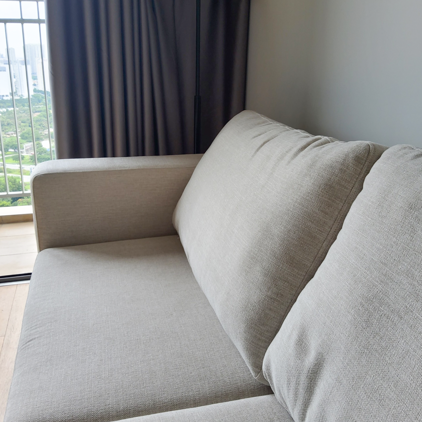 CATERIA SOFA