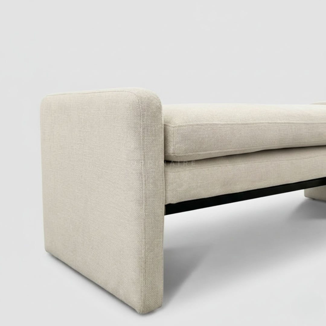 ELORA DAYBED