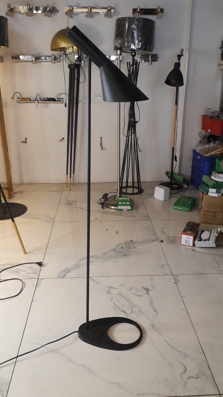 COLLIN FLOOR LAMP
