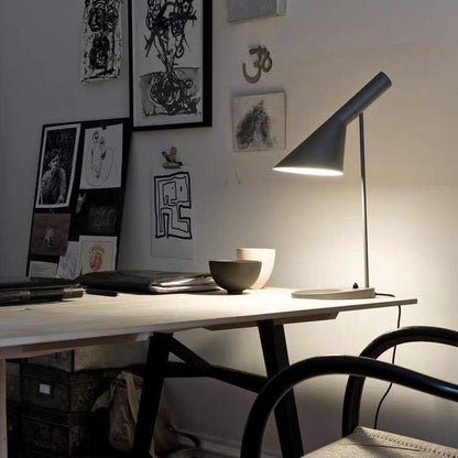 COLLIN TABLE LAMP