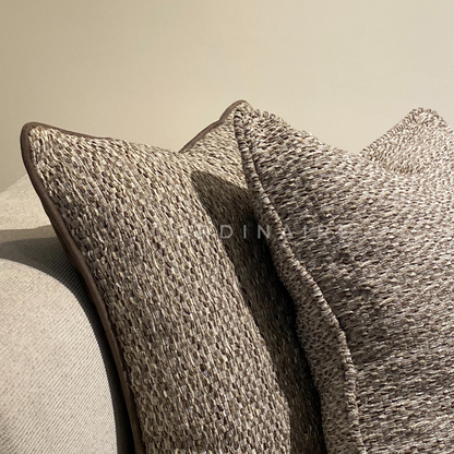 LUXURIOUS PILLOW - 00500-1
