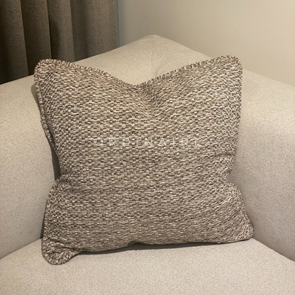 LUXURIOUS PILLOW - 00500-1