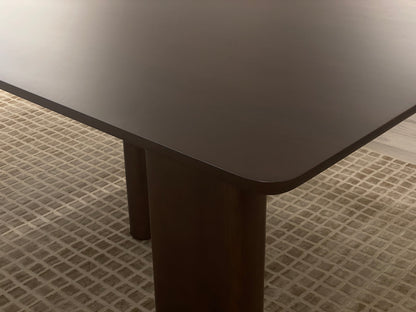ELAINE DINING TABLE - SAMPLE SALE