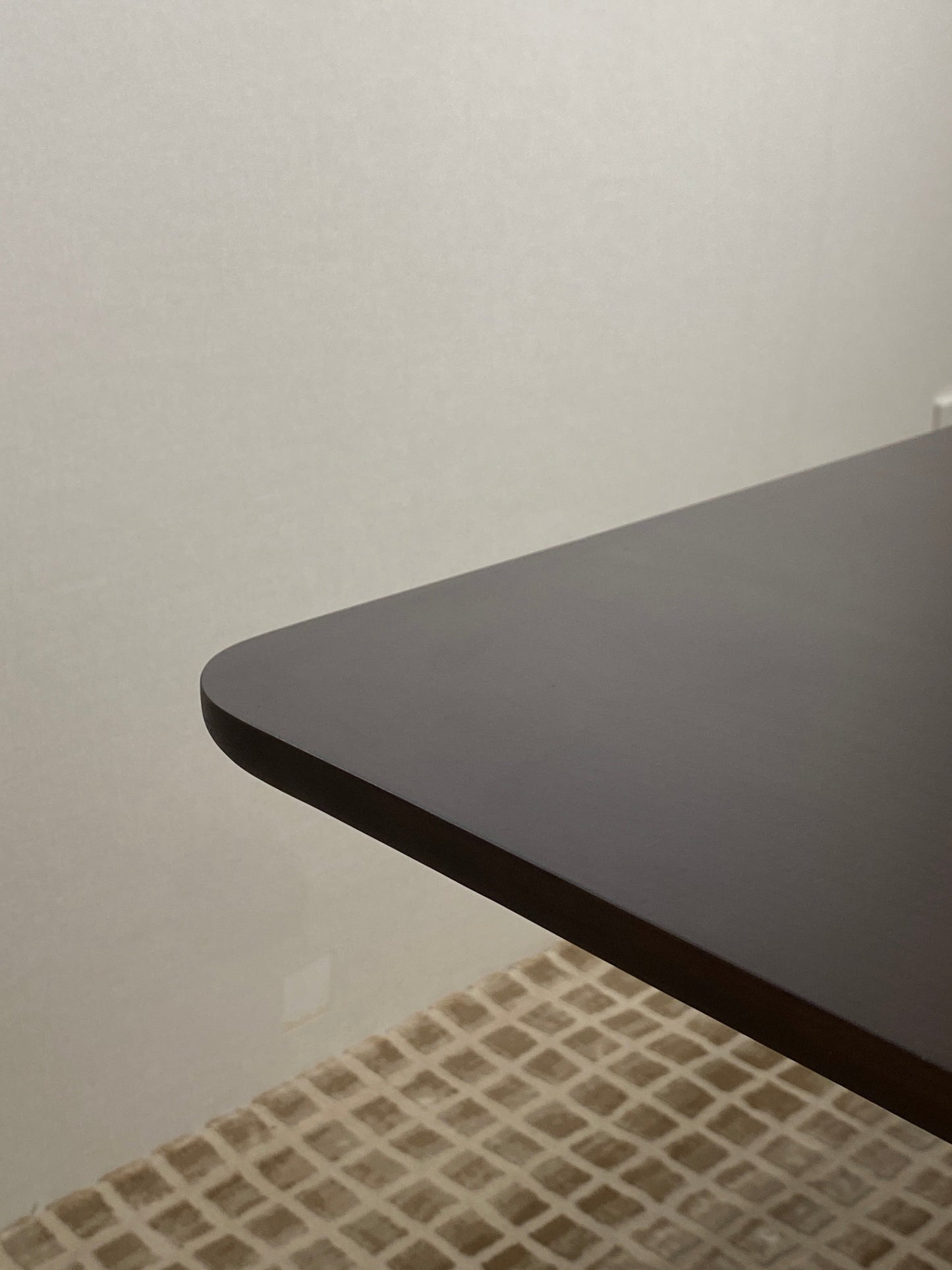 ELAINE DINING TABLE