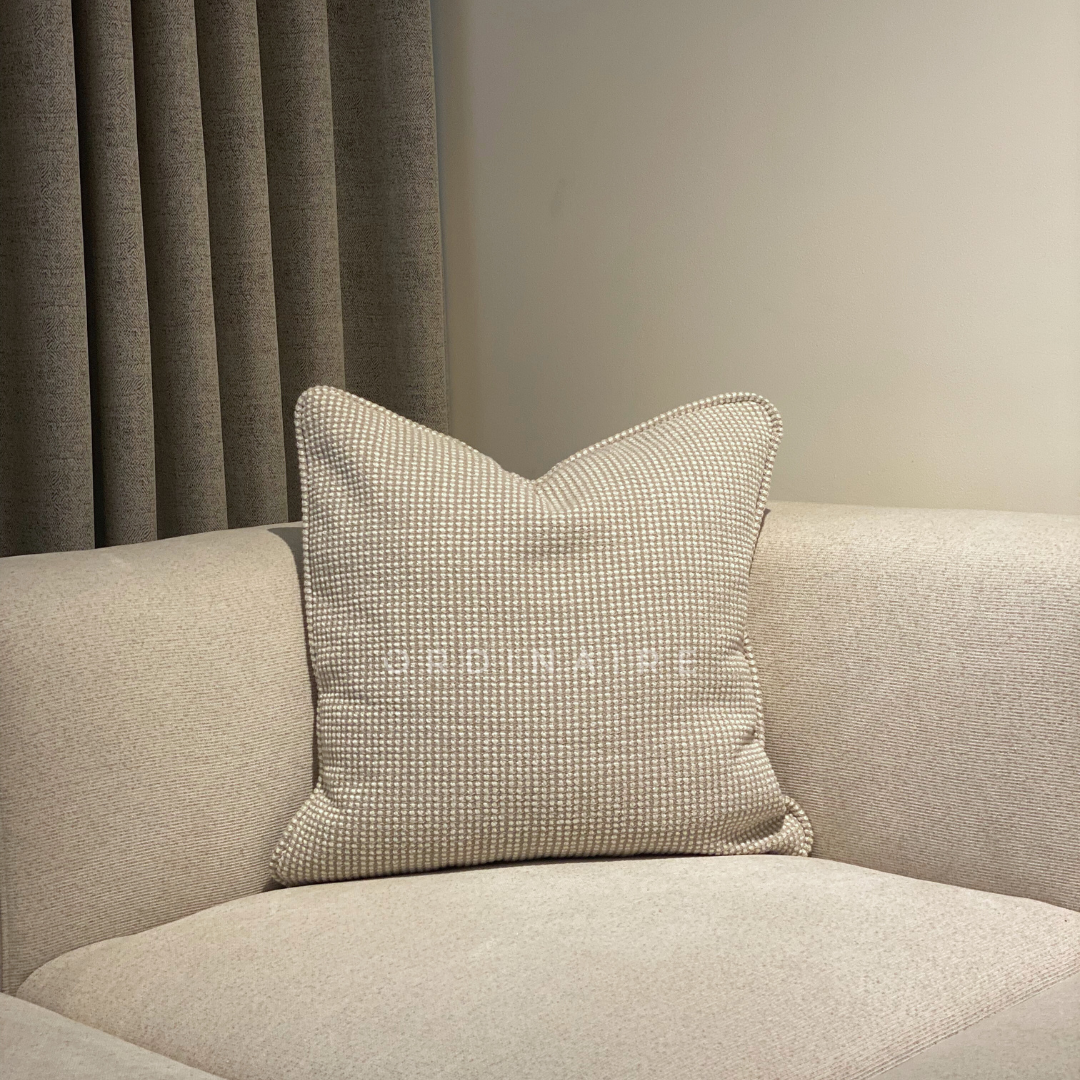 LUXURIOUS PILLOW - 300107-3
