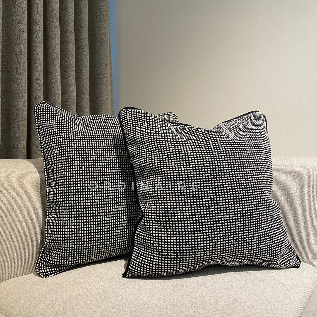 LUXURIOUS PILLOW - 300107-9
