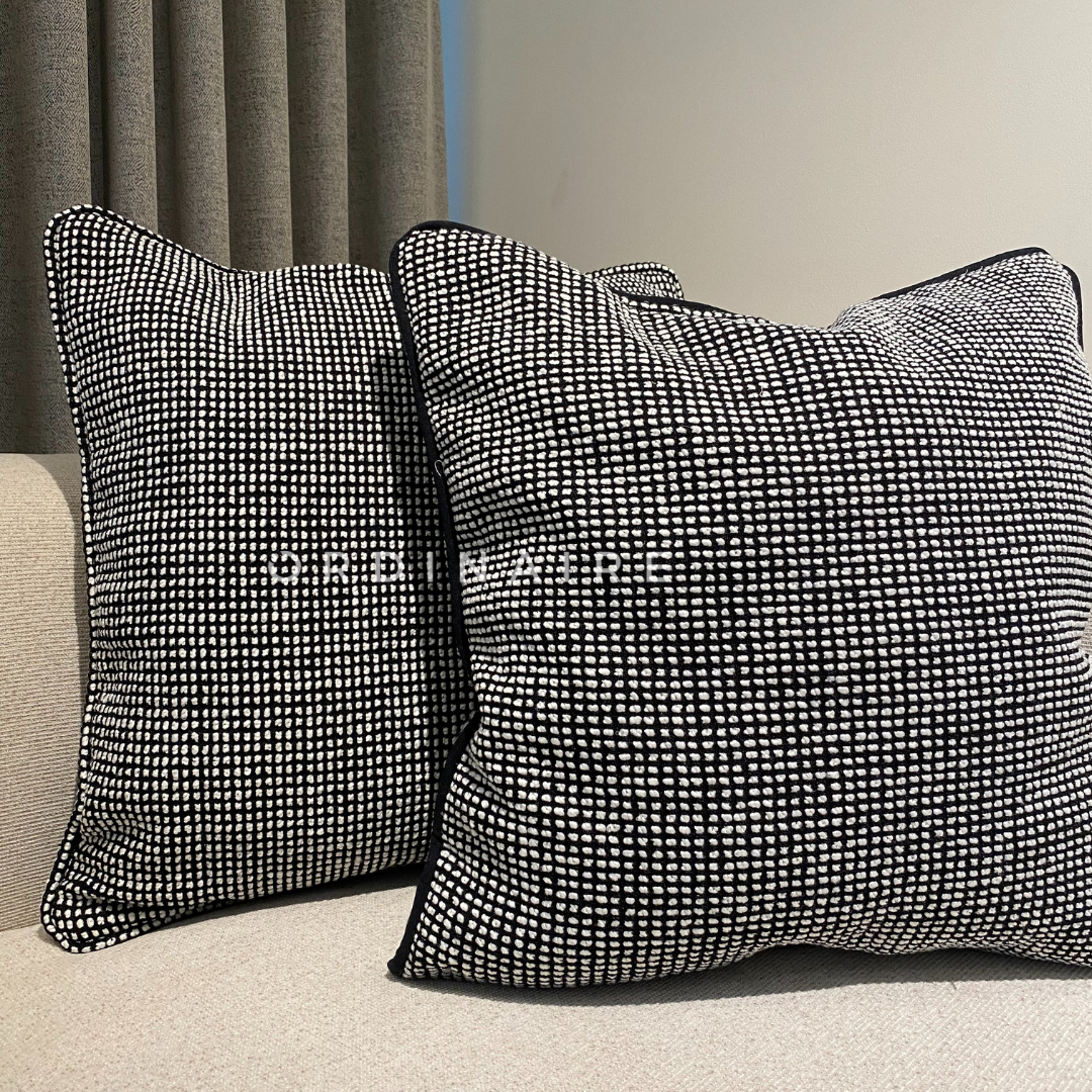 LUXURIOUS PILLOW - 300107-9