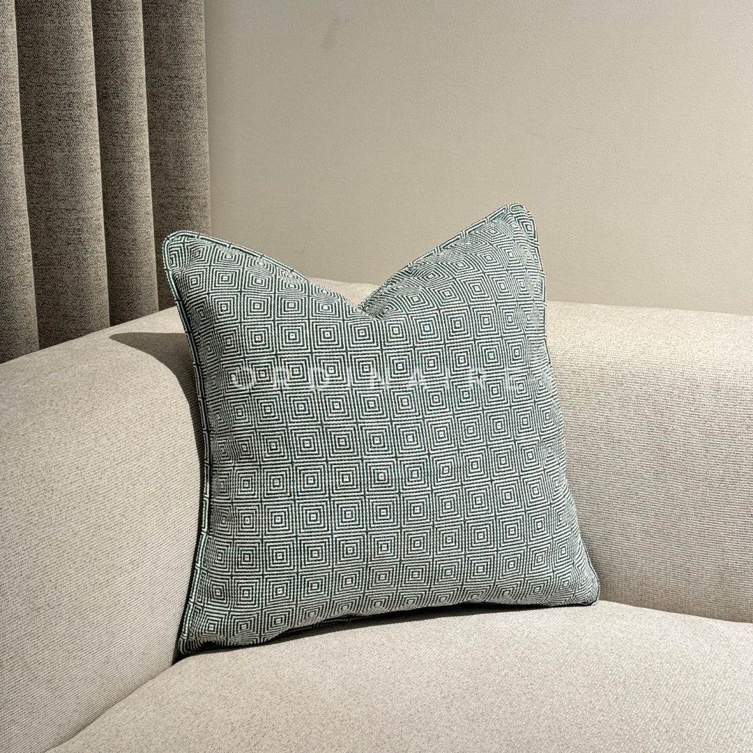 PREMIUM PILLOW - 30055-4