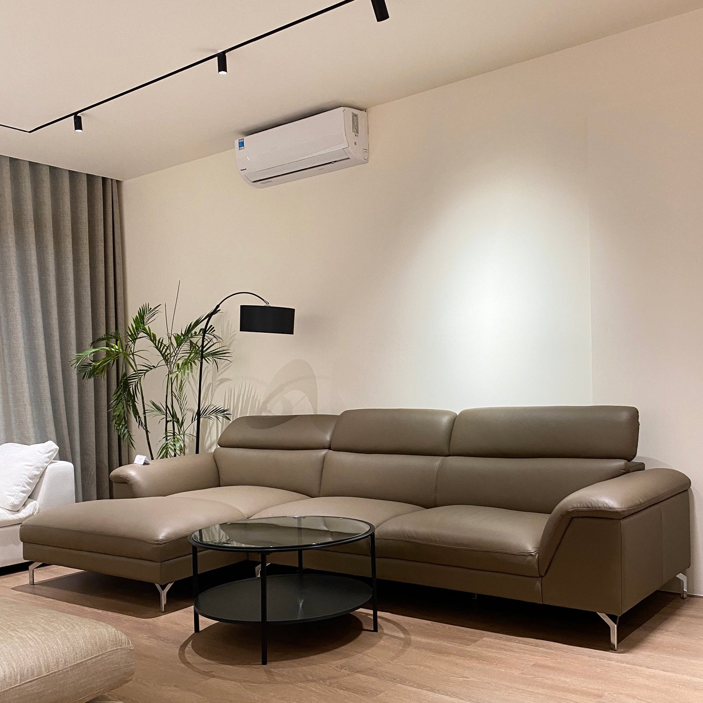 AVENUE SOFA