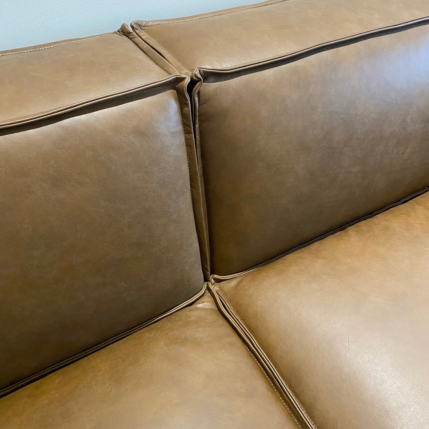 LEATHER BOLD SOFA (corner)
