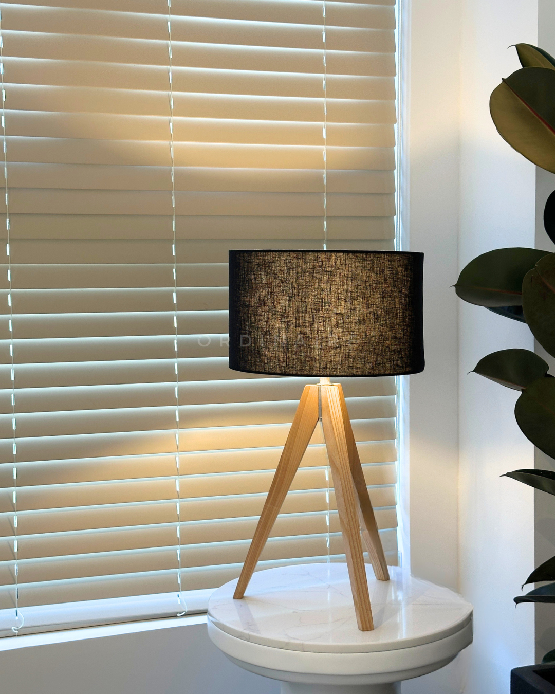 KOHI TABLE LAMP