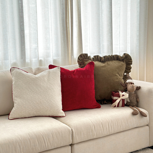 MISTLETOE  - HOLIDAY PILLOW SET