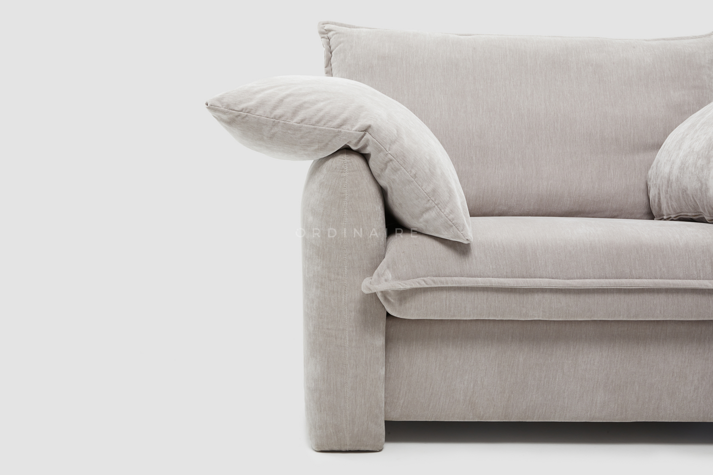 NOE ARMCHAIR