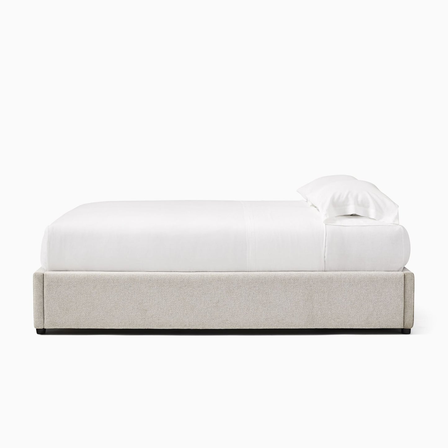 NO HEADBOARD BED