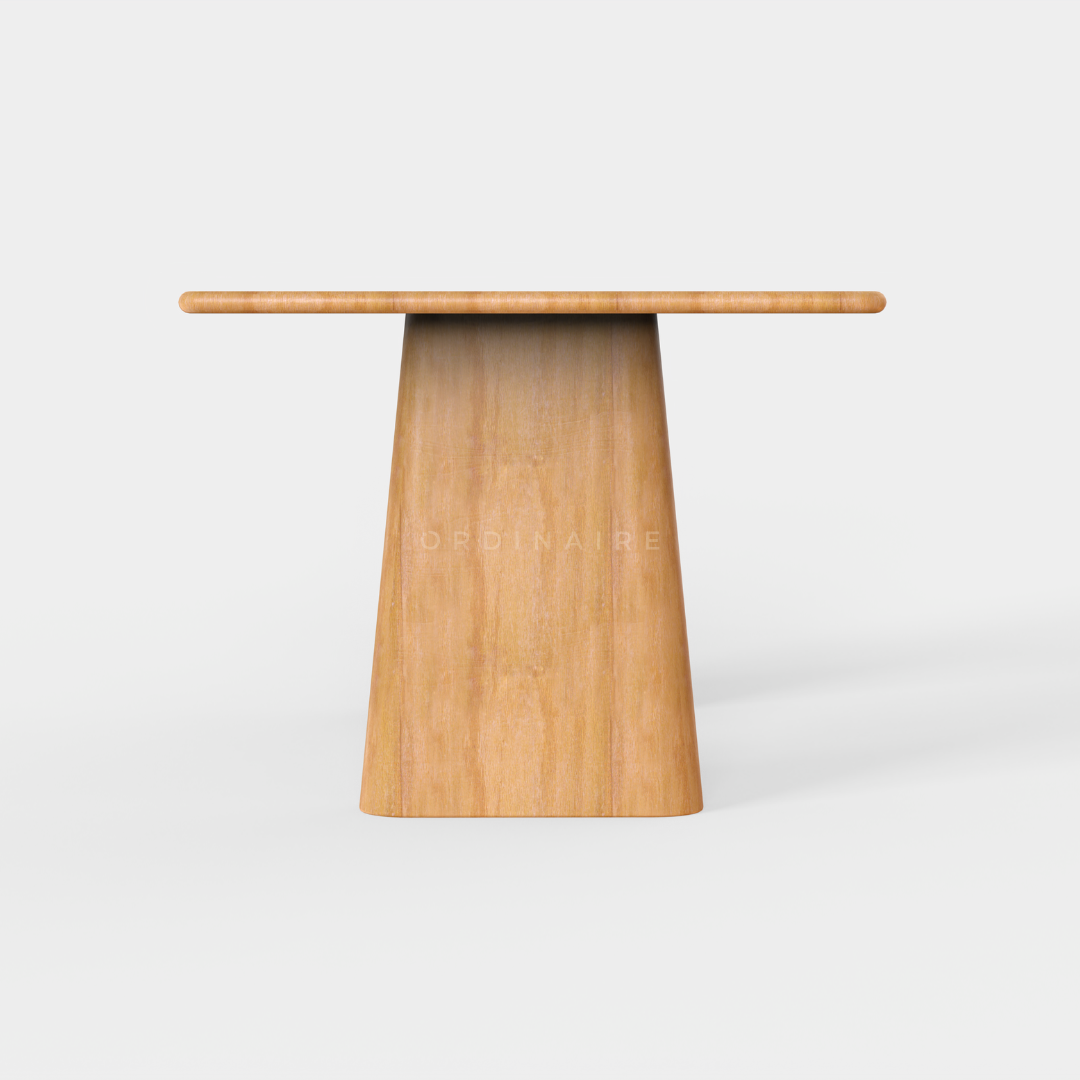 NAGI DINING TABLE