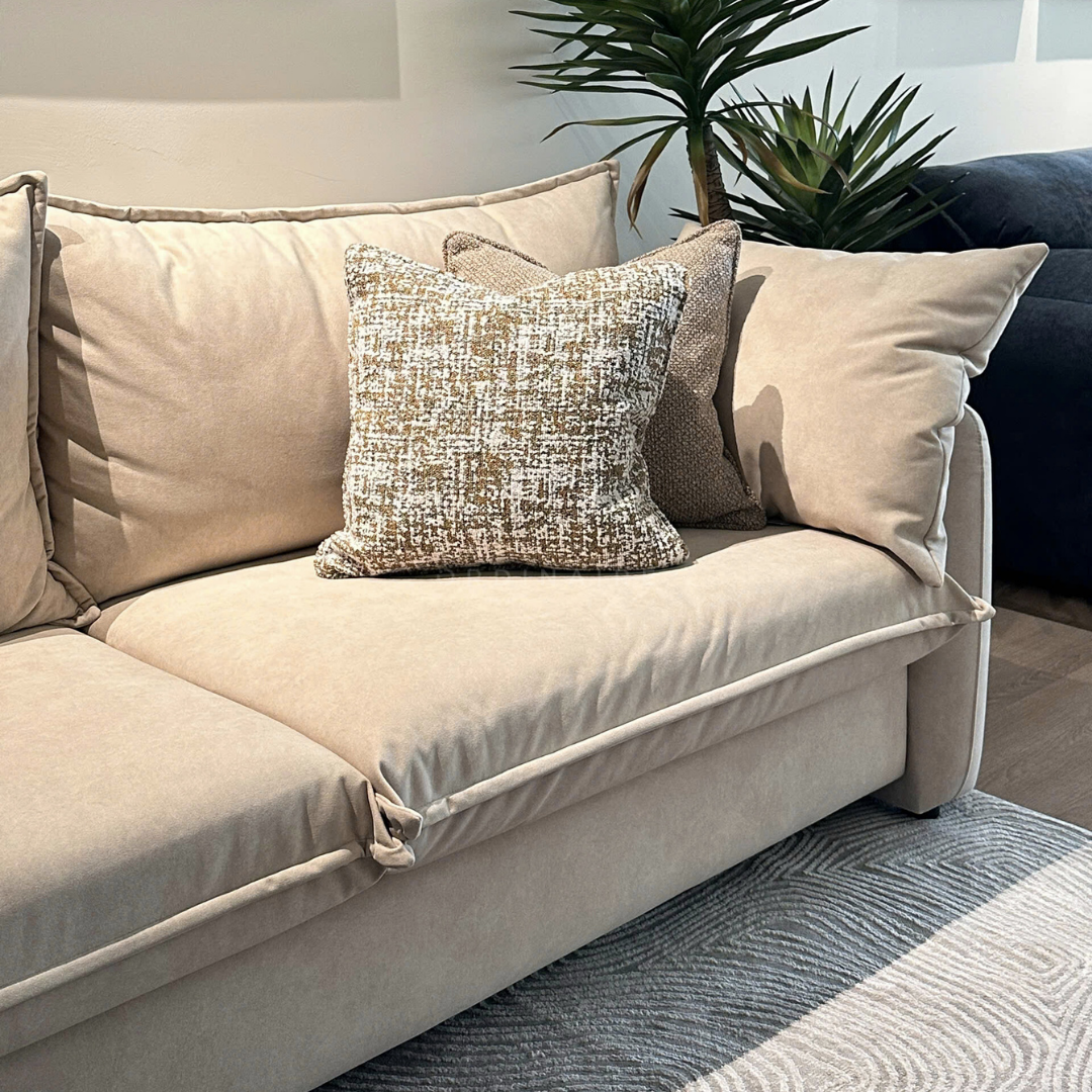 NOE SOFA - SAMPLE
