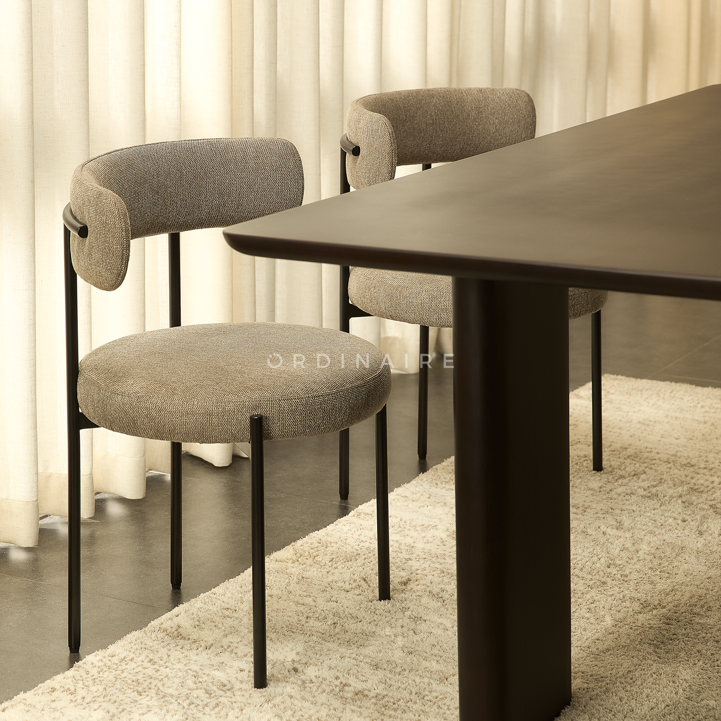 ZEN EDGE 2 - DINING ROOM SET