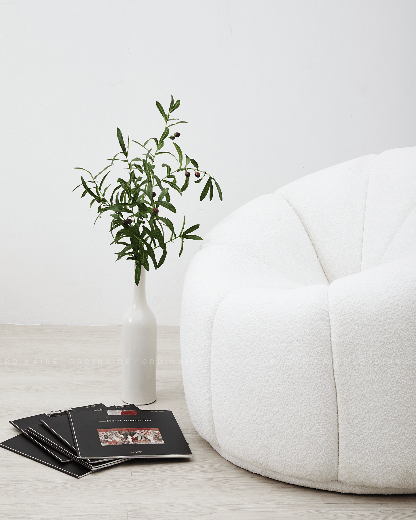 CHLOE ARMCHAIR