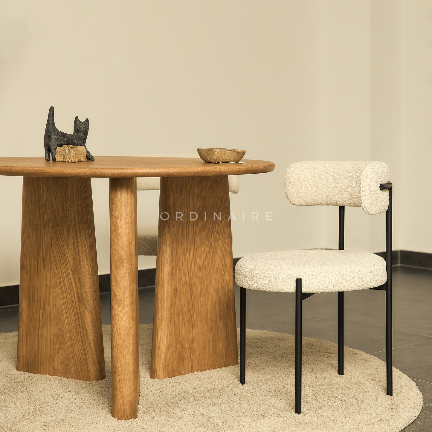AMBER CHAIR