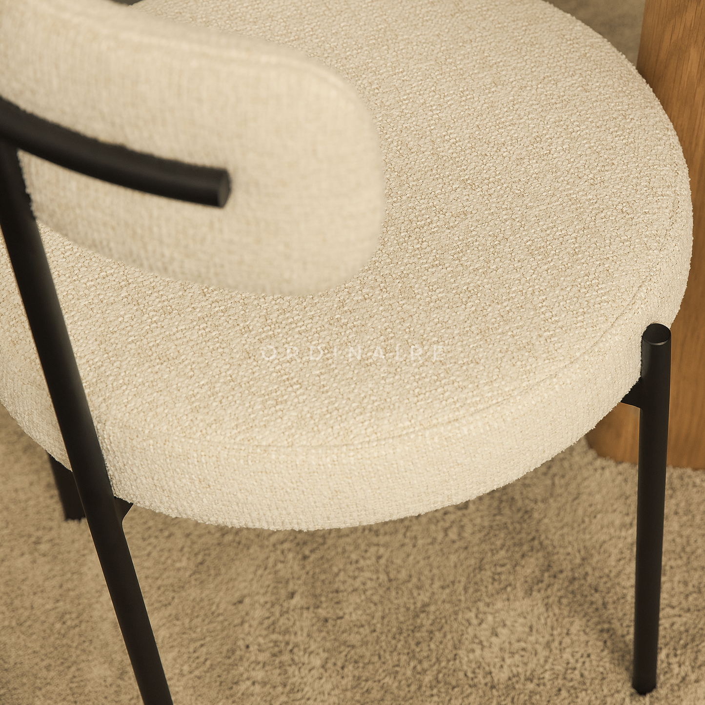AMBER CHAIR
