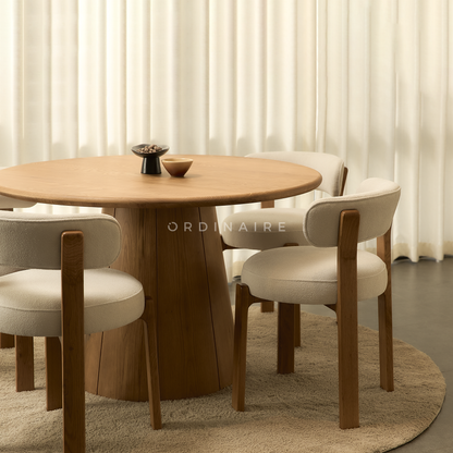 KYO DINING TABLE