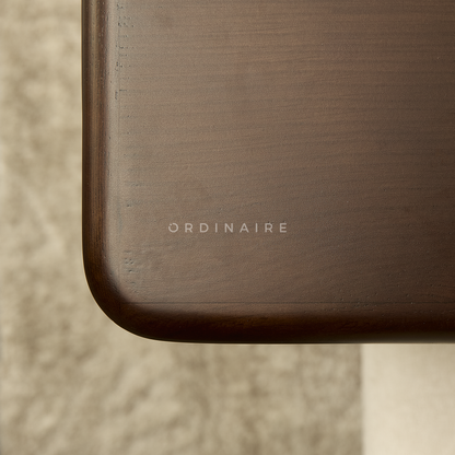 NAGI DINING TABLE