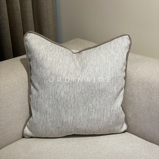 DELUXE PILLOW - PAN0527 - 2