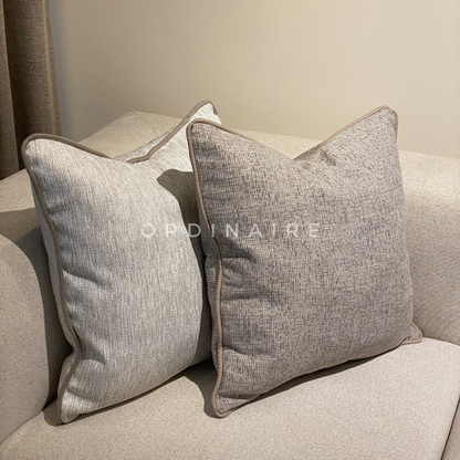 LUXURIOUS PILLOW - 1672-2