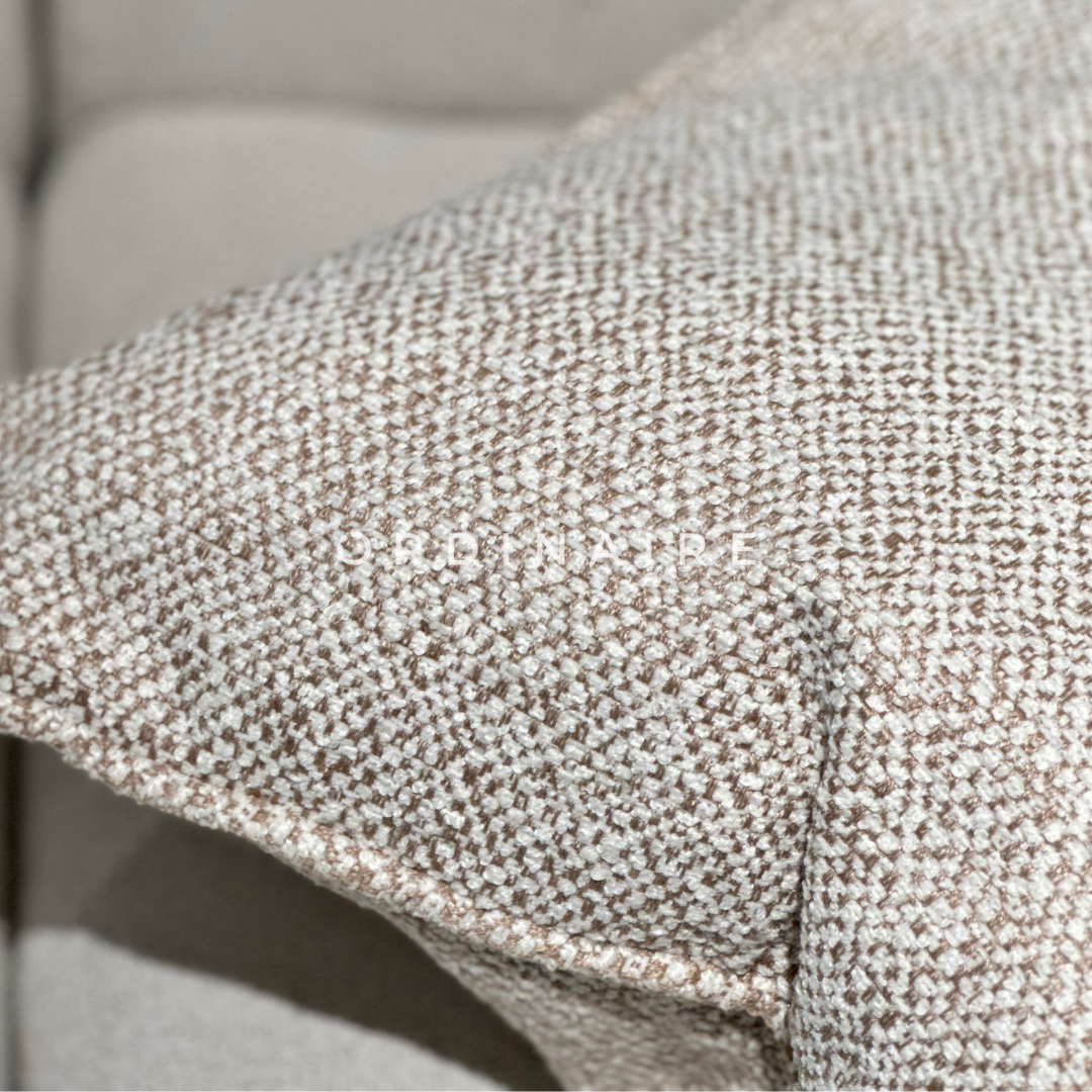 LUXURIOUS PILLOW  - 1797-1