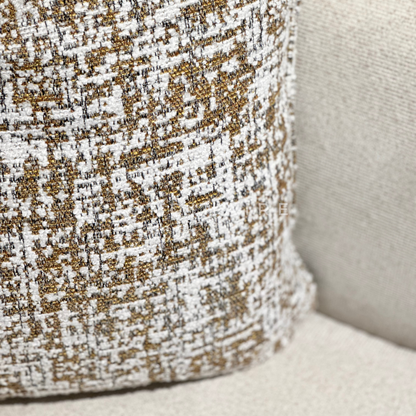 LUXURIOUS PILLOW