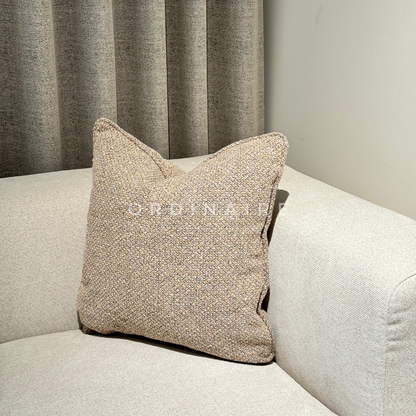 LUXURIOUS PILLOW
