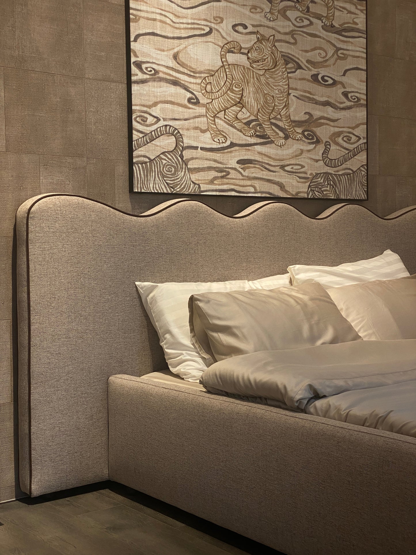 REVERIE BED