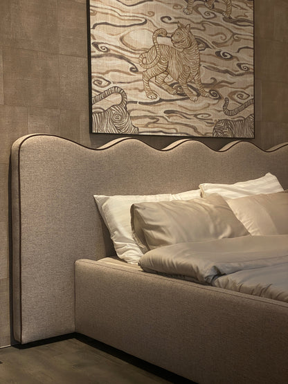 REVERIE BED