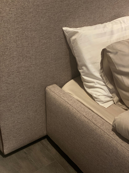 REVERIE BED