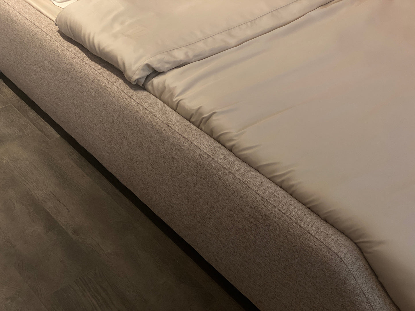 REVERIE BED