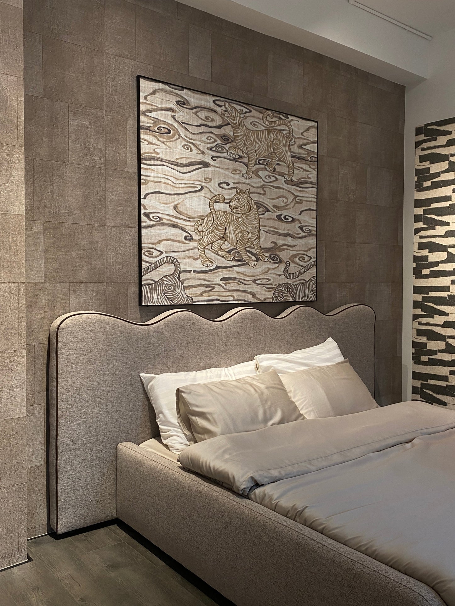 REVERIE BED