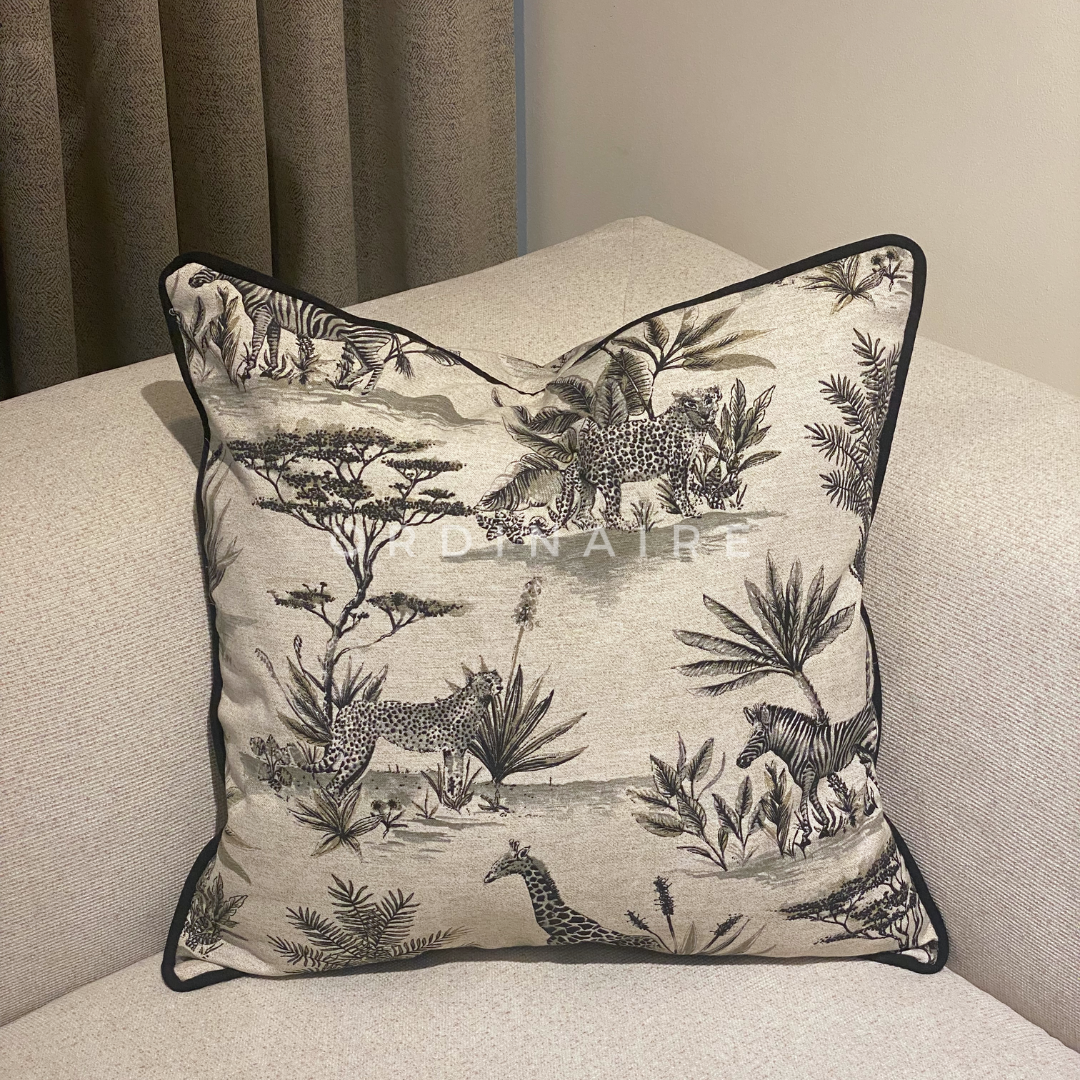 LUXURIOUS PILLOW - SAFARI