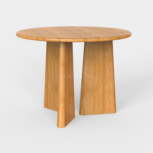 SORA DINING TABLE