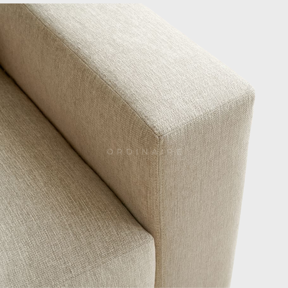 CATERIA SOFA