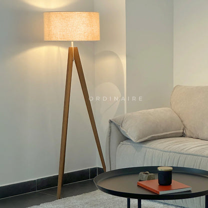 KOHI FLOOR LAMP