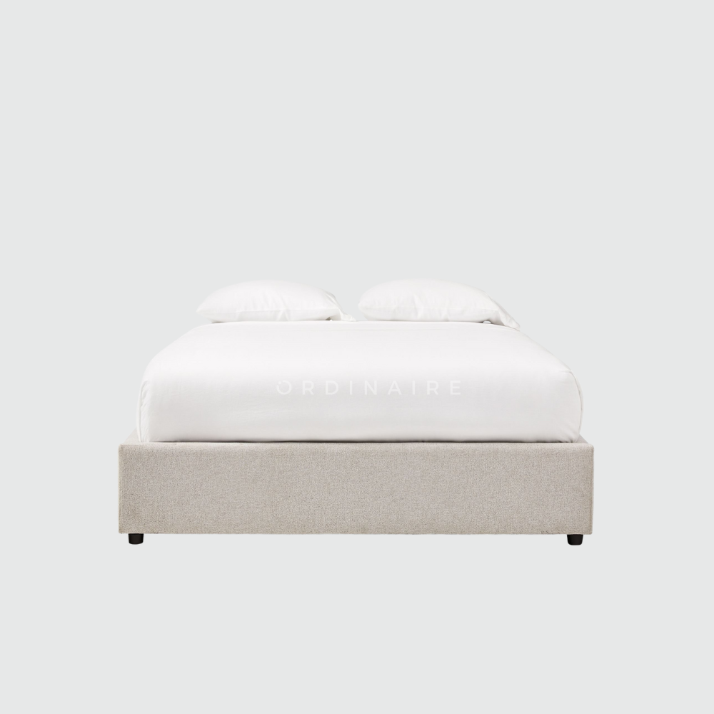 NO HEADBOARD BED