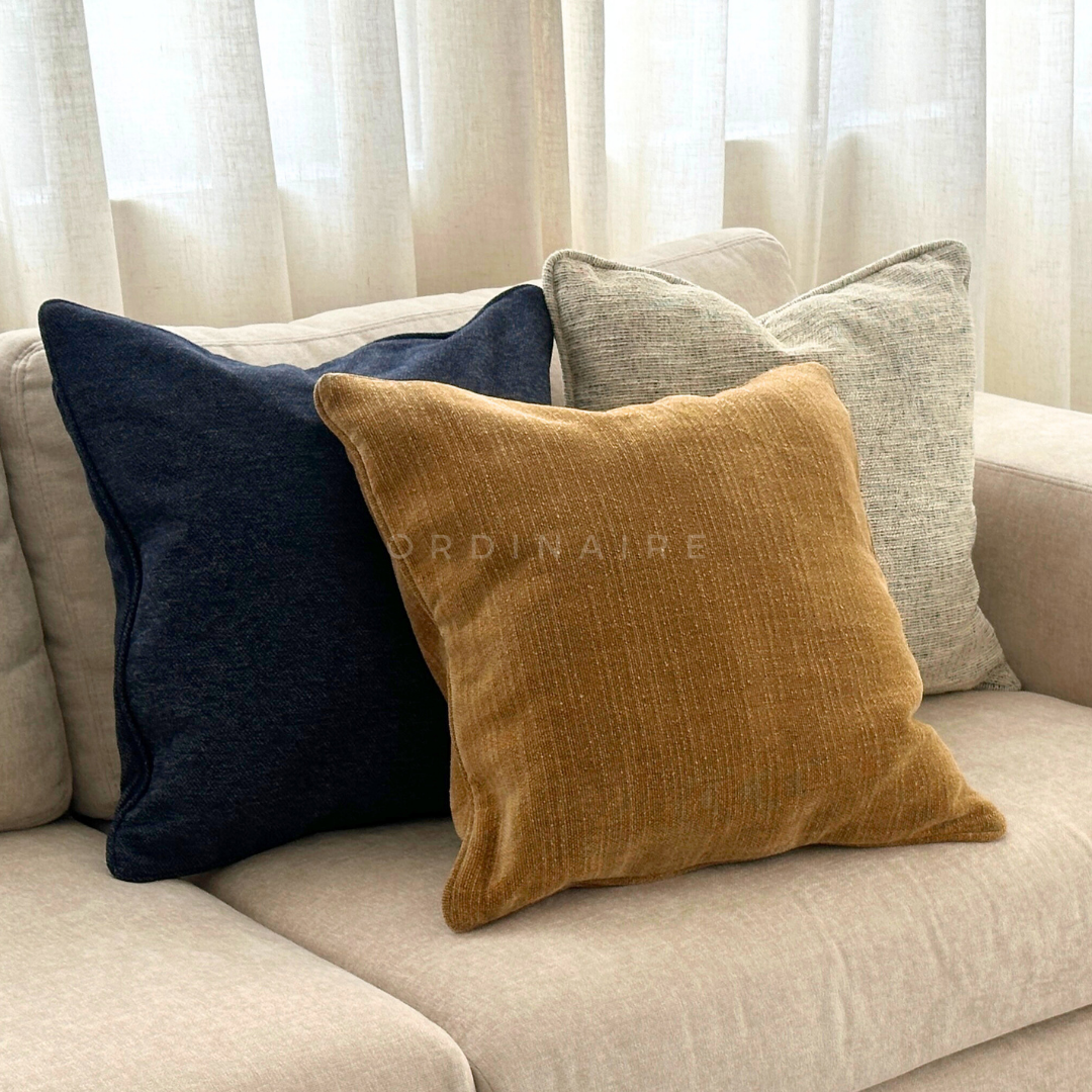 ESSENTIAL PILLOW