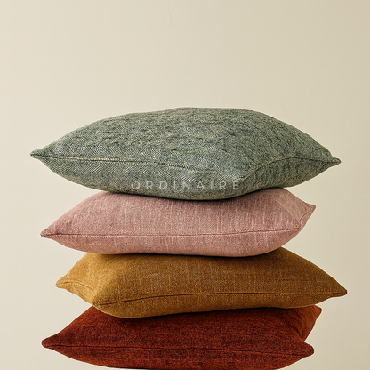 ESSENTIAL PILLOW
