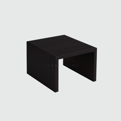 TOMO ARMREST TABLE